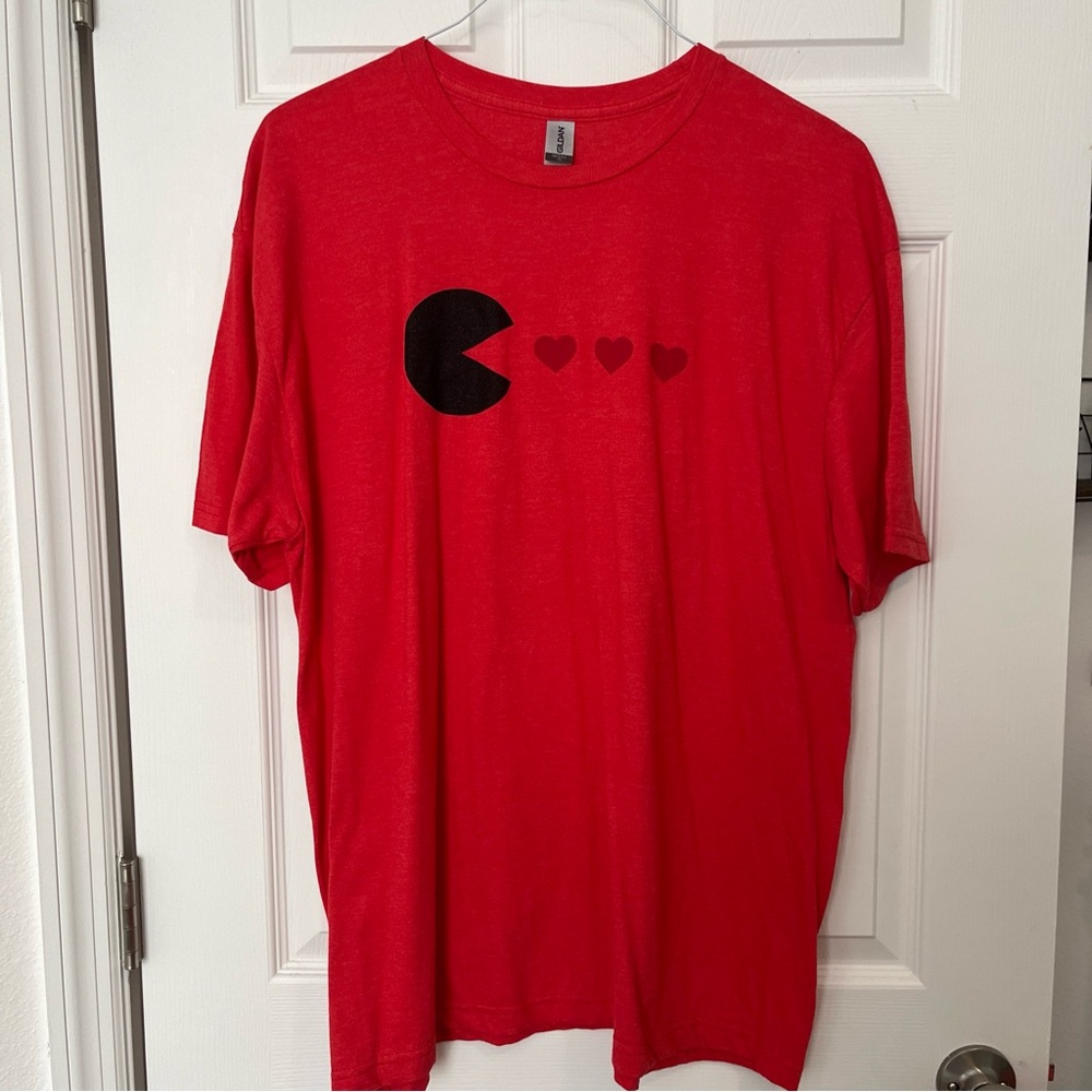 Pac-Man Shirt XL Game Ghost Heart Pellet Heather Red  Arcade Valentine’s Day NEW